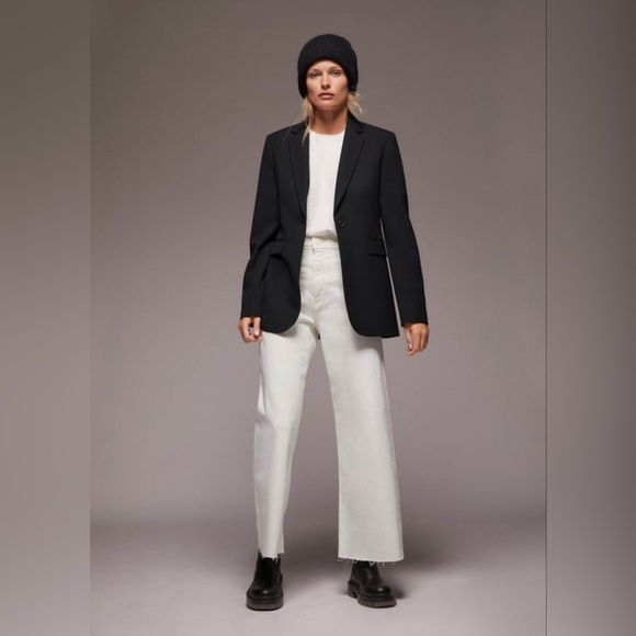 Zara Pants - NWT Zara The Alma Wide Leg Denim in Ecru